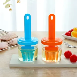 Zenidoo 1Pc Oil Spray Bottle Integrated Oil Pot Kitchen Dustproof High Temperature <b>Baking</b> Tool <b>Silicone</b> Plastic Eco-Friendly - Product Image 6