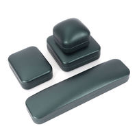Boîte à bijoux rectangulaire moderne en cuir PU vert foncé de luxe, couleur personnalisée, étui rigide pour bagues, colliers et bracelets