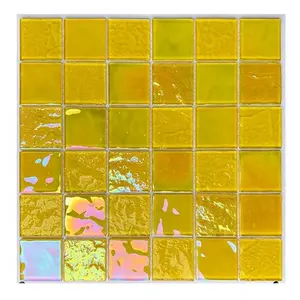Mosaico de cristal iridiscente amarillo de 4mm de espesor para construcción de edificios nuevos para azulejos de piscina