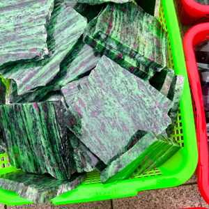 <span class=keywords><strong>Ruby</strong></span> Zoisite Slice khắc Healing pha lê Quartz slab đá quý cho nghề thủ công hoặc trang trí linh vật - Product Image 2