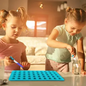 Moule en silicone 50 cavités écologique et réutilisable pour oursons gélifiés, outils de décoration DIY pour pâtisserie, chocolat, bonbons et fudge - Product Image 5