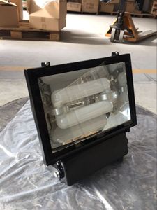 Đèn Cảm Ứng Không Điện Cực 200W - Product Image 4