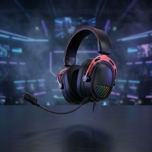 หูฟังเกมมิ่งโลหะสีแดงสไตล์เรโทรแบบขายส่ง พร้อมไฟ RGB แถบยาวหลากสี หูฟังแบบครอบหูแบบมีสาย สำหรับนักเล่นเกมอีสปอร์ต - Product Image 3