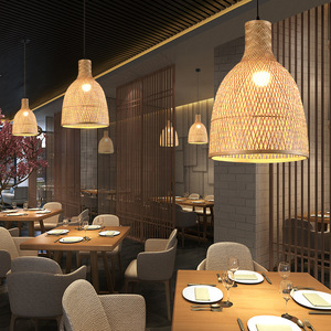 Restaurant, maison d'hôtes, salon de thé, boutique d'art de style rural, rétro et zen, avec des lustres tissés d'Asie du Sud-Est - Product Image 4