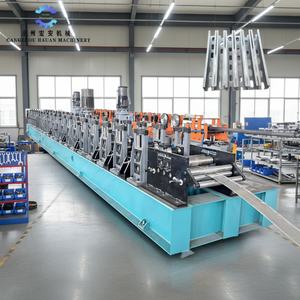 Machine de production de supports photovoltaïques à suivi automatique bi-axe avec boîte de vitesses et PLC - Product Image 1