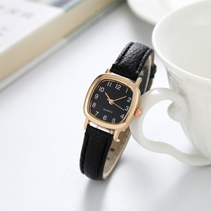 Reloj de cuarzo con correa de placa cuadrada literaria coreana Retro para mujer, caja de aleación que combina con todo, banda de plástico, puntero de 5mm de espesor - Product Image 6