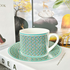 Best Selling Nordic Luxury Green Restaurant <b>Set</b> Ceramic <b>Cup</b> & Saucer with Gift Box - Product Image 5