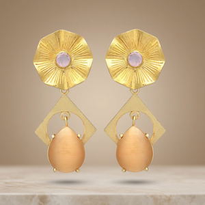 Pendientes Étnicos de Calcedonia Rosa con Baño de Oro, Engaste de Bisel, Hechos a Mano en Rajastán, Certificados, para Fiestas y Bodas, Recién Llegados - Product Image 3