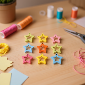 Accessorio in legno a forma di stella ILAN 25mm 9 pezzi per artigianato e decorazione - Product Image 2