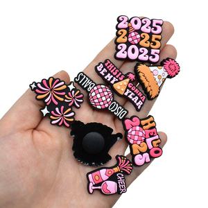 Nuevo 2025 Serie de Año Nuevo Accesorios para zapatos Diy Hebilla para zapatos Decoración festiva de dibujos animados Accesorios para zapatos de goma suave - Product Image 6