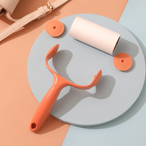 Tearable Lint Roller Brush With Replaceable Paper For Clothes Strong Adhesive Plastic Handle - Product Image 2