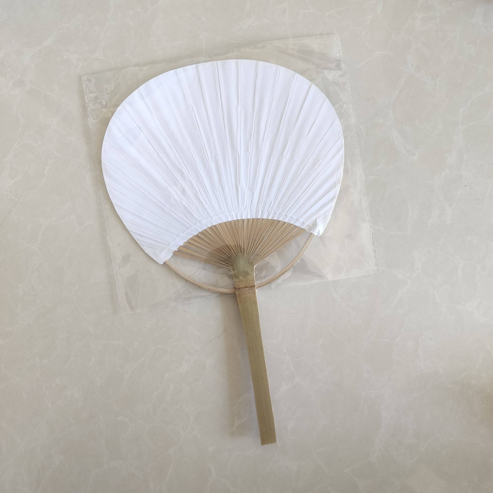 Small size white (28x18cm)