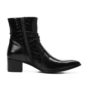 Botas de cuero de vaca de caña alta con estilo retro inglés, zapatos de hombre con punta cuadrada, patrones tallados a mano, cremallera, zapatos de cuero negro. - Product Image 4