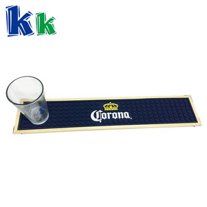 Estera de goma suave para derrames, logo personalizado - Product Image 3