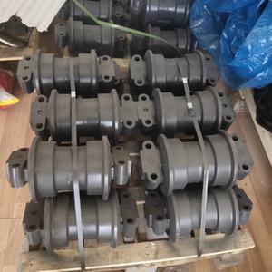 Rullo di scorrimento a doppia flangia 208-30-00570 per escavatore PC500-10MO, classe 30 tonnellate, corpo forgiato in 35CrMo, binario temprato a induzione - Product Image 4