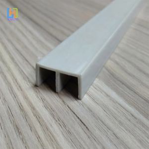 Glissière en plastique PVC en verre double rainure en forme de U <span class=keywords><strong>goulotte</strong></span> de rail de porte coulissante push - pull profil ABS - Product Image 4