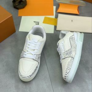 Zapatillas Deportivas de Lujo de Alta Calidad para Hombre, Zapatillas de PU Suaves para Ocio, Skateboard, Caminar y Correr, Marca Original lvs - Product Image 5