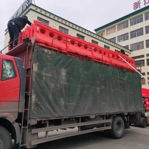 Prezzo di fabbrica portatile acqua rossa colpo Go Kart pieno di acqua barriere di traffico barriera di plastica barricata di traffico - Product Image 3