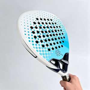 Raqueta de Pádel Elite 12K de Fibra de Carbono con Equilibrio Uniforme, Potencia Extrema y Textura de Panal para Nivel Intermedio - Product Image 5