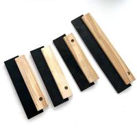 Racloir à joint en caoutchouc noir de 20 cm-30 cm-40 cm avec manche en bois de pin et de bouleau, truelle à plâtre