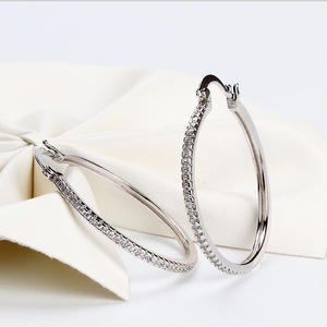 Grandi orecchini a cerchio con zirconi rotondi per donna, gioielli per le orecchie alla moda e scintillanti - Product Image 2