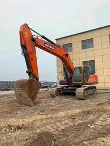 รถขุดไฮดรอลิกมือสอง Doosan DX300LC-9C 30 ตัน ของแท้จากเกาหลี |   บุ้งกี๋คูโบต้าติดตั้งแล้ว |   ชั่วโมงการทำงานต่ำ |   การจัดส่งสินค้าระหว่างประเทศ - Product Image 4