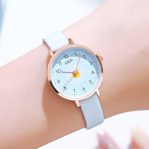 Reloj de Mujer con Esfera Floral, Diseño Único, Resistente al Agua, Cuarzo, Moderno - Product Image 2