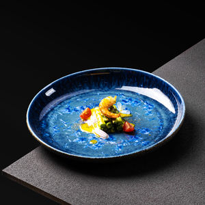 Assiettes creuses en céramique bleues à bord oblique pour restaurant, fabricant de céramique, hôtel, café, brunch, restauration fine, salade - Product Image 1