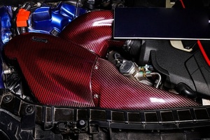 13-20ท่อไอดีคาร์บอนแห้งของแท้สีแดงดำที่มีประสิทธิภาพสำหรับ S6 Audi S7 C7 4.0T GTR ท่อไอดีเครื่องยนต์รุ่นพิเศษ - Product Image 2