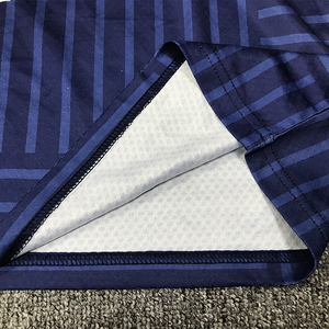 เสื้อฟุตบอลแขนยาวสำหรับผู้ชายเสื้อฟุตบอลพิมพ์ลายสไตล์ย้อนยุคออกแบบได้ตามต้องการ - Product Image 5