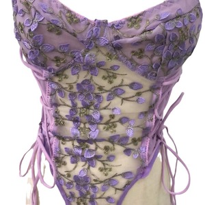 Bodysuit renda semi-sheer model petal Amerika terlaris, pakaian dalam seksi wanita dewasa, rajutan kontrol sedang dari bahan dacron - Product Image 5