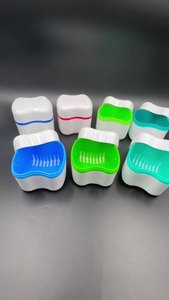 Copa de dentadura, retenedores de ortodoncia, caja de <span class=keywords><strong>limpieza</strong></span>, contenedor de protección <span class=keywords><strong>bucal</strong></span> con colador - Product Image 2