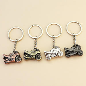 Vente en gros de porte-clés moto avec logo personnalisé porte-clés moto et voitures porte-clés métal 3D moto casque moto - Product Image 5