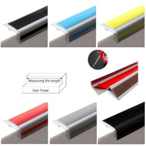 Marches d'escalier en <span class=keywords><strong>caoutchouc</strong></span> côtelé, revêtements antidérapants abrasifs pour l'extérieur, résistants aux UV et sécurité des escaliers de bateau, ruban antidérapant pour escaliers - Product Image 2
