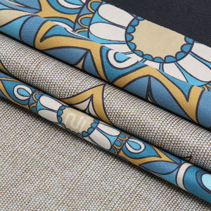 Tappetino Yoga in Gomma Scamosciata da 1mm - Pieghevole e Leggero, Antiscivolo con Presa Forte, Perfetto per Viaggiare, Ideale per Yogini con Stili di Vita Frenetici - Product Image 4