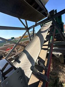 Trạm trộn bê tông với công suất 35 - 100 mét khối mỗi giờ, có thể tùy chỉnh và đảm bảo chất lượng. - Product Image 5