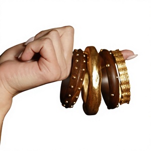 กำไลข้อมือไม้ชุบทอง 18K PVD ทรงกลม คุณภาพสูง ขายดี ทันสมัยสำหรับผู้หญิง เหมาะสำหรับวันครบรอบ - Product Image 2