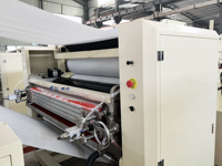 Ligne de production automatique de rouleaux de papier essuie-tout géants avec PLC et moteur, fabrication de serviettes de cuisine à grande vitesse