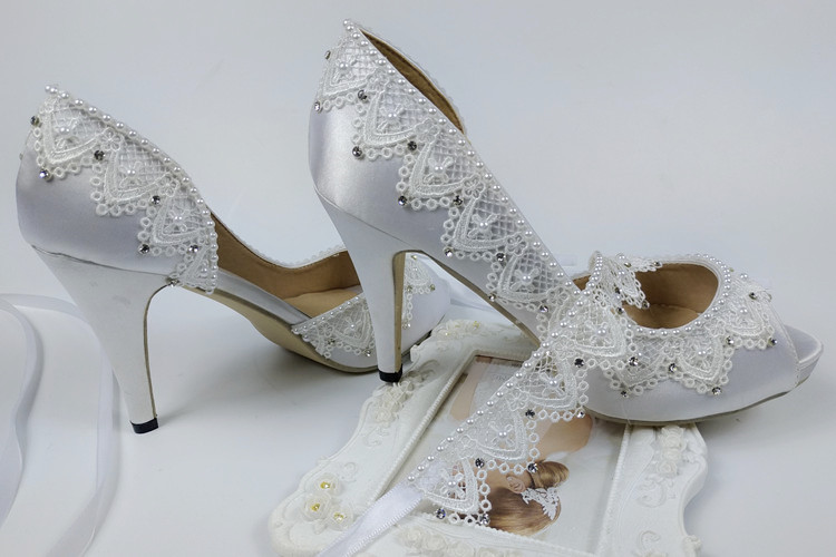 gold dress shoes amazon Amazon.com | Fashion Thirsty Womens Diamante Mid Heel Ladies Prom Bridal Wedding Shoes Evening Party Occasion Heeled Strappy Dress Sandals Size Gold Metallic