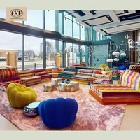 Ensemble de canapés modulaires de luxe en coton OKF grand style simple avec fonction d'inclinaison confortable design unique du Moyen-Orient arabe