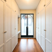 Système de dressing sur mesure blanc pour chambre à coucher, rangement pour armoire et dressing domestique
