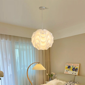 Luminaire suspendu LED en fer de style nordique moderne et minimaliste, hauteur réglable pour chambre à coucher, salle à manger, comptoir de bar - Garantie de 3 ans - Product Image 1