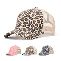 Gorra trucker unisex con logo personalizado, transpirable, de malla y lona, estilo béisbol, con cierre cruzado ajustable, ideal para el sol de verano.