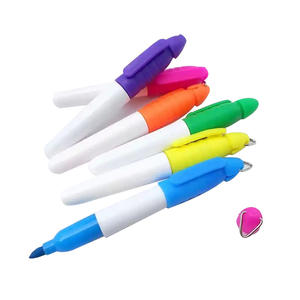 Marqueur permanent miniature en plastique personnalisé avec logo pour étudiants en soins infirmiers, fournitures de bureau et scolaires, avec porte-clés - Product Image 1