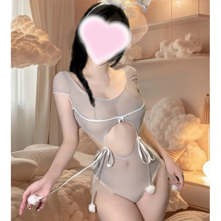 Costume gris (chaussettes non incluses)