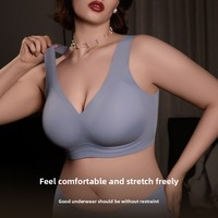 Soutien-gorge de sport sans couture pour femme, maintien sûr, push-up, bonnet complet, sans armatures, minimise la poitrine généreuse et réduit les bourrements sous le buste.