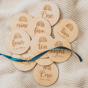 Tarjeta de hito mensual de madera de doble cara <span class=keywords><strong>para</strong></span> bebé, tarjetas de madera personalizadas únicas conmemorativas de crecimiento de bebé recién nacido - Product Image 3