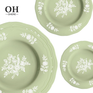 Assiettes de Dîner Haut de Gamme en Porcelaine Fine, Motif Fleurs de Pois Vertes Délicates, Résistantes au Lave-Vaisselle et au Micro-ondes - Product Image 4
