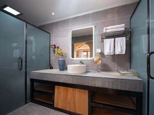 Ensemble de meubles de chambre <span class=keywords><strong>d</strong></span>'hôtel personnalisé XINSHIYI avec lit double et ottoman pour appartement, en contreplaqué avec placage, pieds en bois massif - Product Image 6