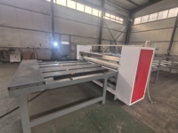 Machine de laminage à chaud manuelle de haute qualité pour boîtes en carton ondulé avec une capacité de production de 60 m/min